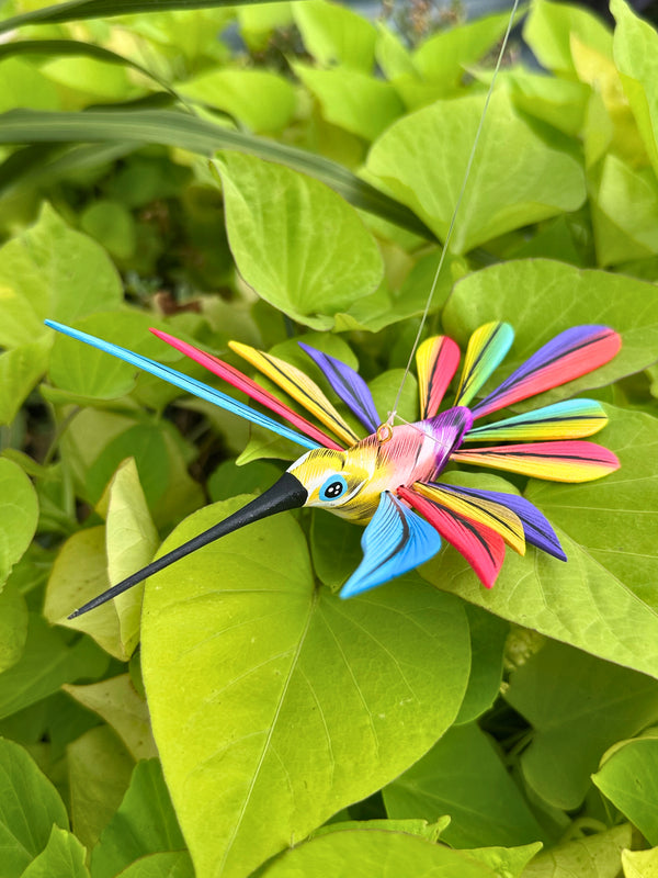 Hand-Carved Alebrije Hummingbird — No. 04