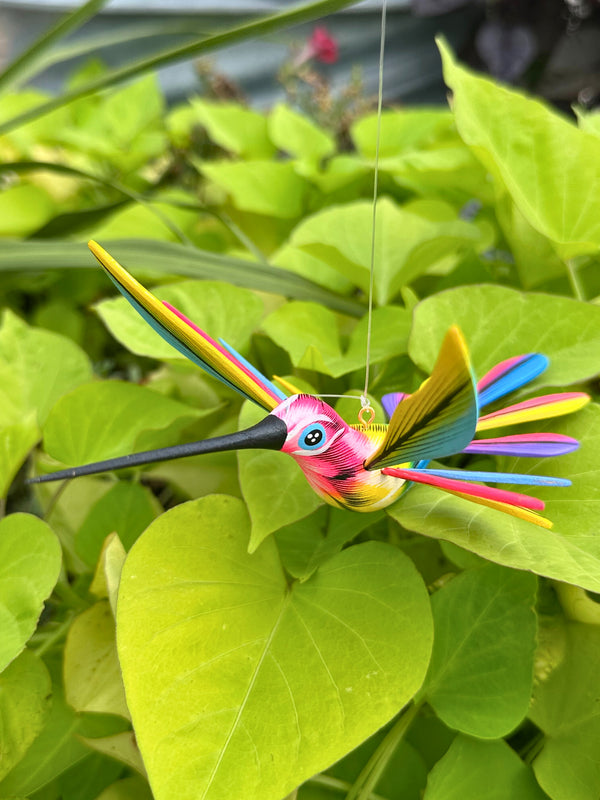 Hand-Carved Alebrije Hummingbird — No. 06